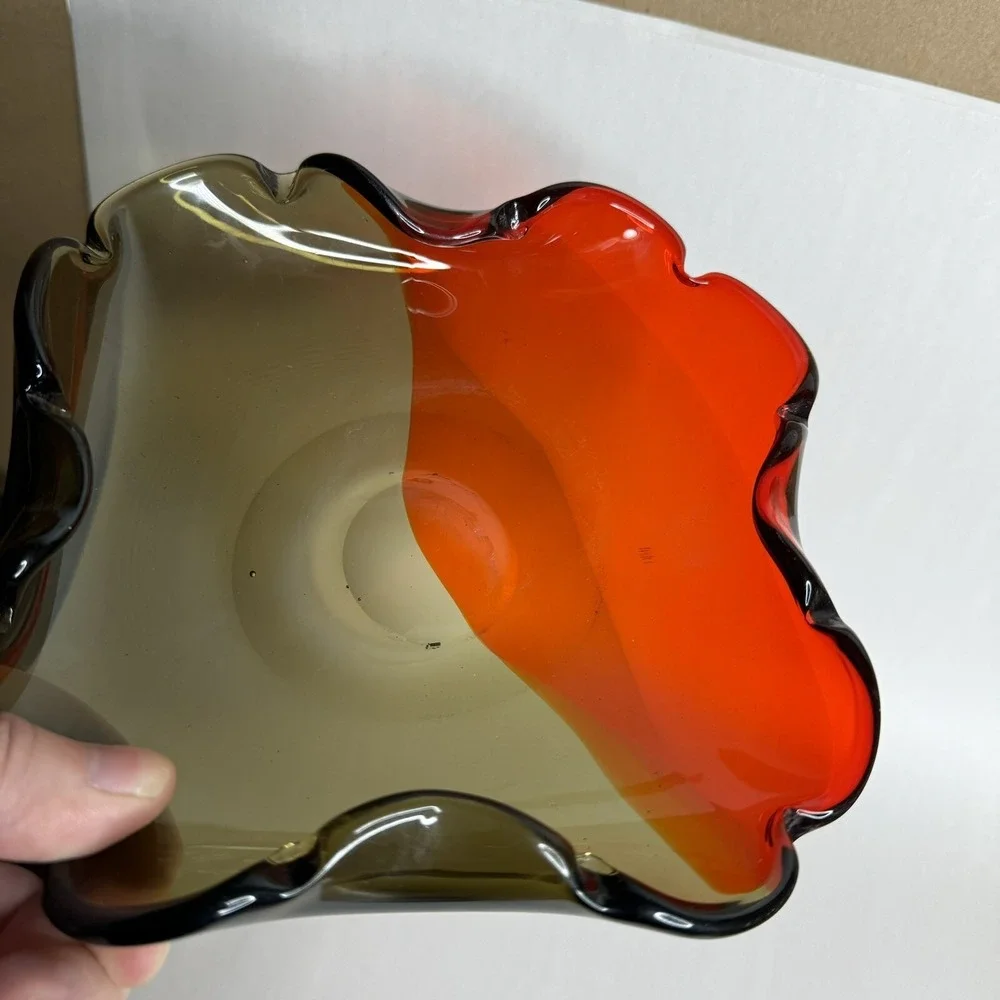Vintage Art Glass Trinket Bowl 6.5